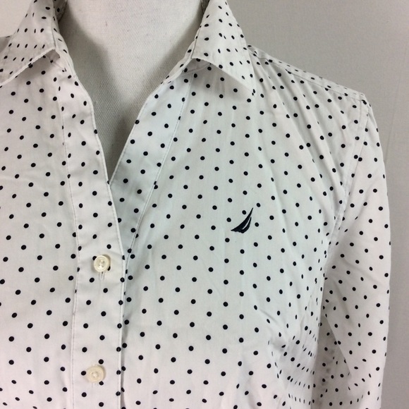 📌2/$20📌 Nautica Wrinkle Resistant 3/4 Slv Shirt - Picture 2 of 5